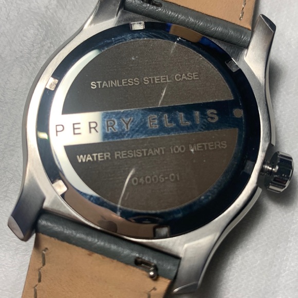 Perry Ellis Men’s Elegant Watch. Silver - With Date - Picture 5 of 8